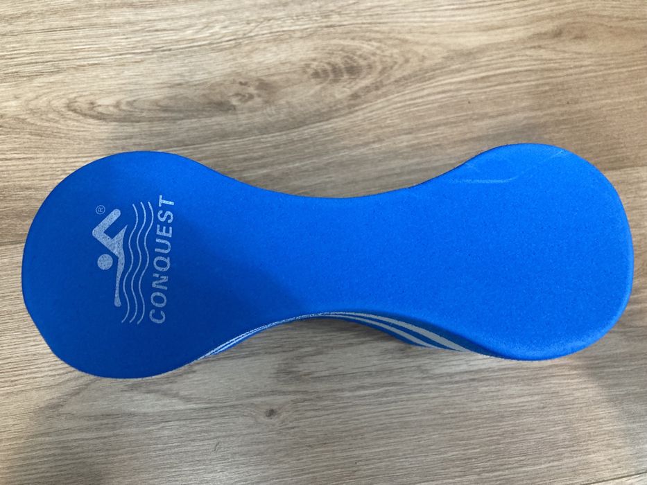 Колобашка для плавания новая