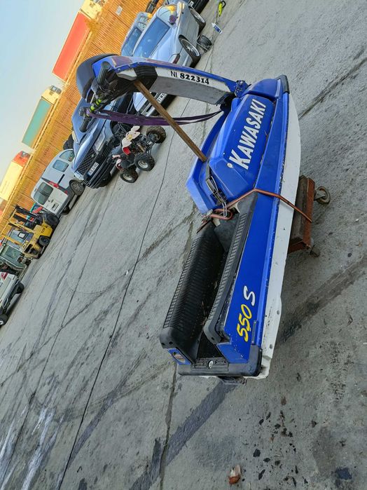 Джет Кавазаки правостоящ