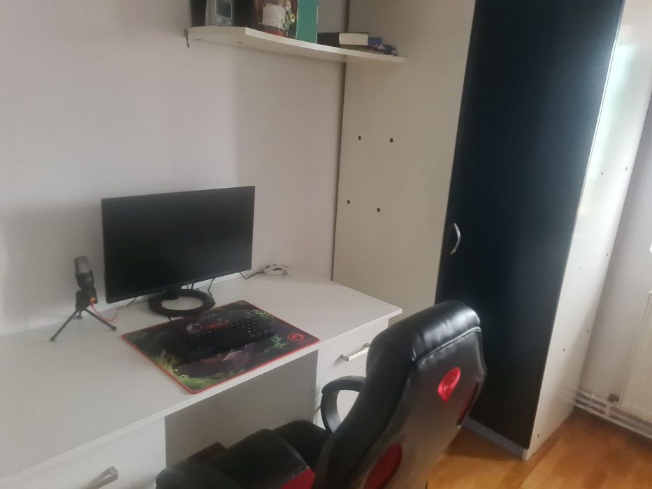 Vând apartament 3 camere Zona Mărăști