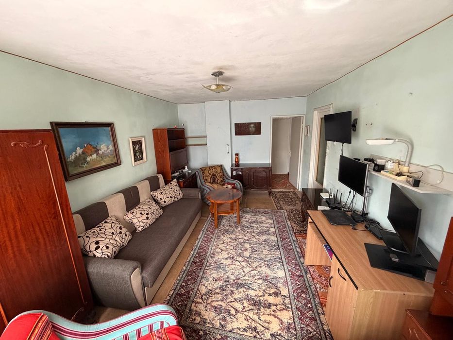 2 camere decomandat ultracentral Năvodari – parter – lângă piață