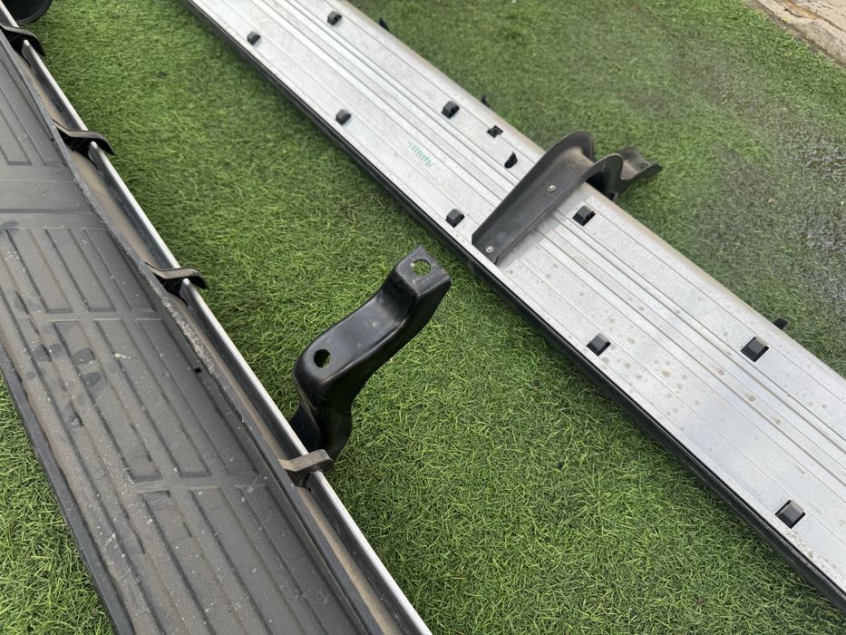 Пороги на Hilux