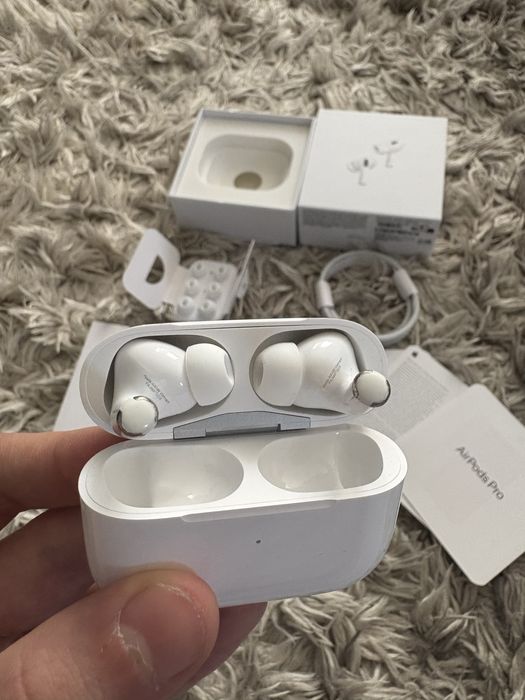 Apple AirPods pro 2