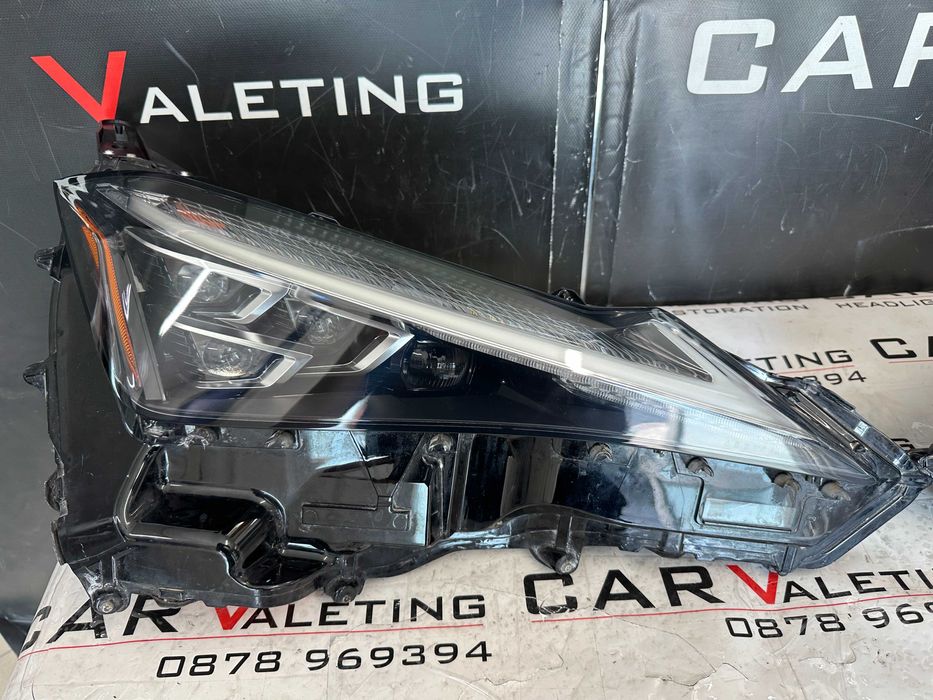 Фар фарове Lexus UX 200 250h 260h 300h 300e Adaptive Triple Beam