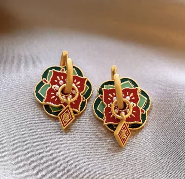 Традиционни етно азиатски обеци позлатени