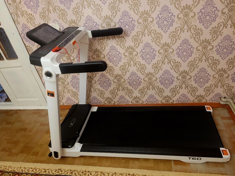 Беговая дорожка T60. PRO