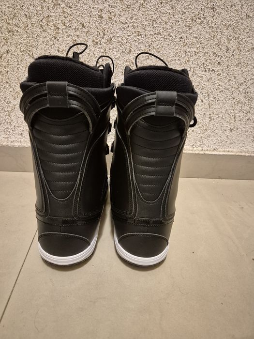 Продавам сноуборд обувки NIKE VAPEN 24,5 см стелка