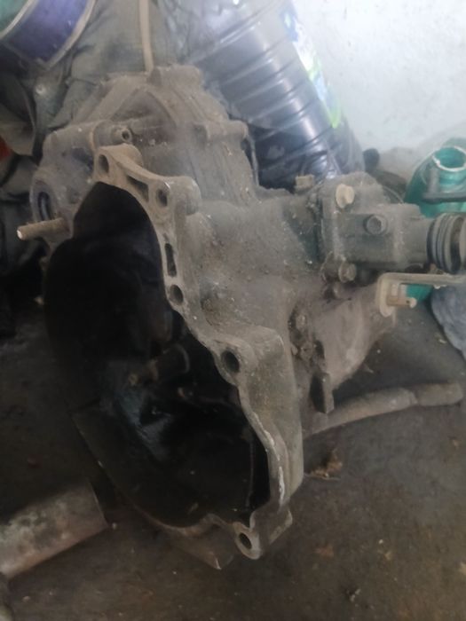 Cobalt galofka va Matiz karobka bor sotiladi