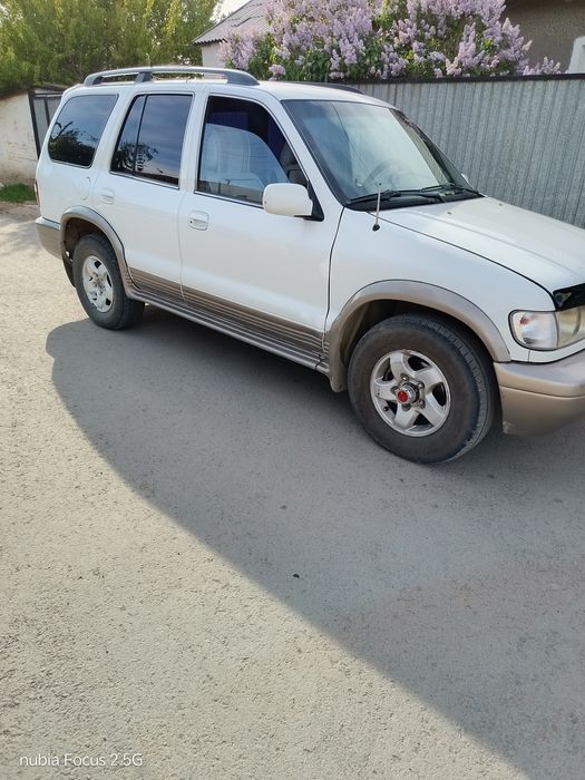 Продам внедорожник