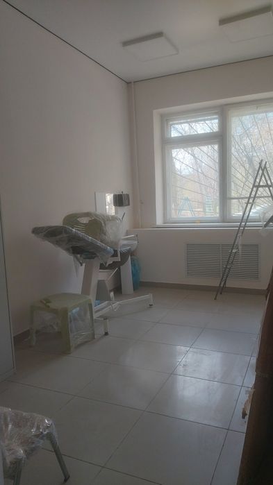 Сдаётся в аренду медицинский центр.