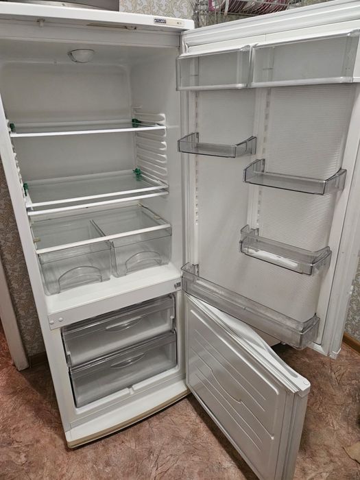 Продам холодильник ATLANT