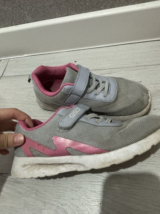 Обувь по 1000тг