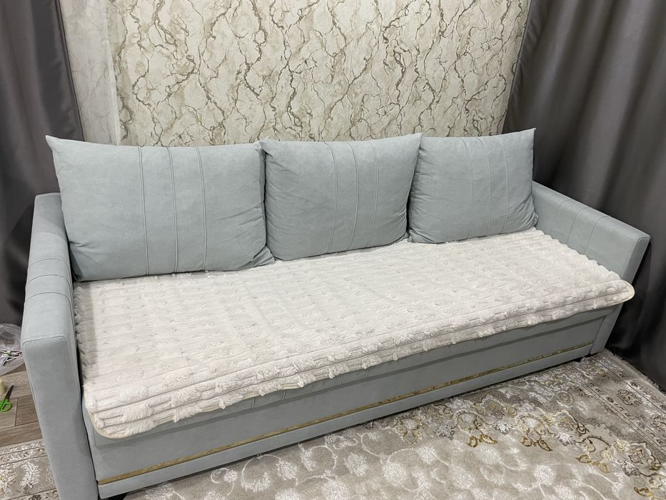 Продам диван , 2 м,