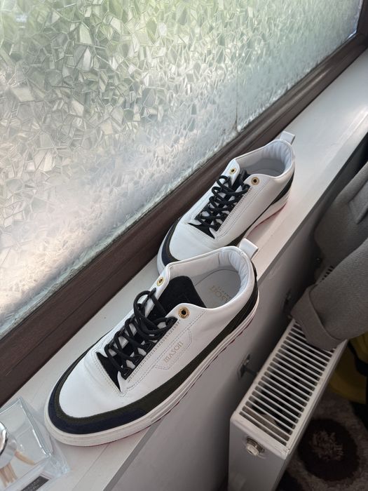 Adidasi Mason garments