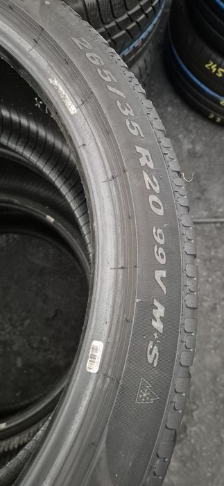 265 35 30 Pirelli m+s