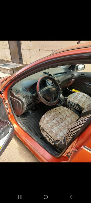 Продаю автомобиль Peugeot 206