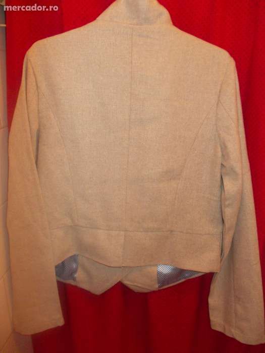 sacou scurt de dama crem