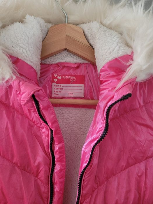 Продам детские куртки