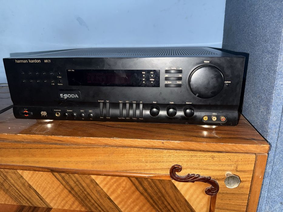Statie Harman/Kardon Avr21, 200W canal, 4 canale. Pret negociabil!!!