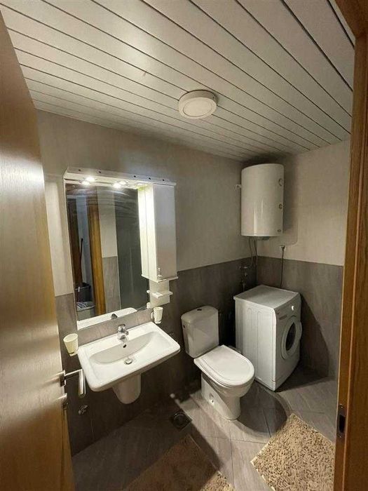 Дава се под наем Двустаен апартамент в Пловдив, Южен - 65 кв.м за 280.5 € - Снимка #2