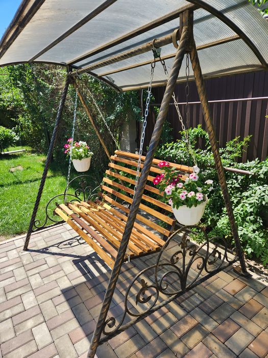 Качели садовые разборные.