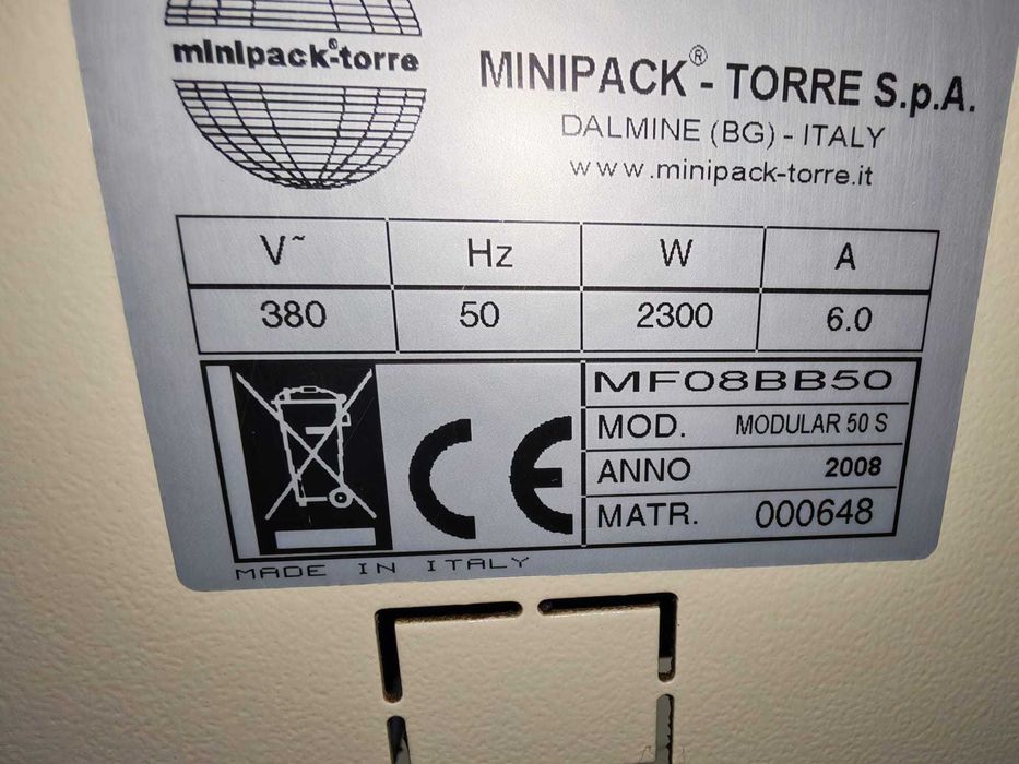 Masina ambalat in folie termocontractibila MINIPACK TORRE MODULAR 50 S