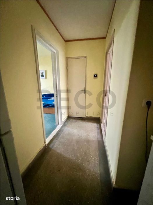 RECO Apartament 3 camere etaj intermediar zona Rogerius str. Transilva