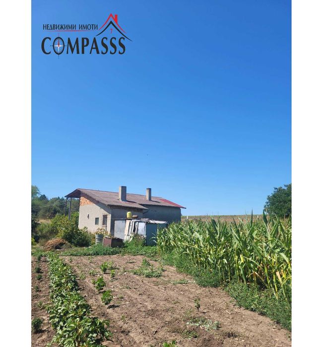 с. Градини, Общ. Ген. Тошево, къща с двор – 47000лева!