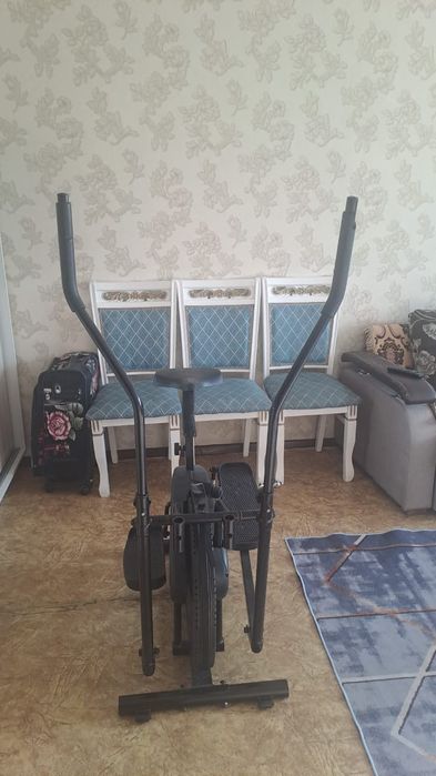 Тренажерный велосипед