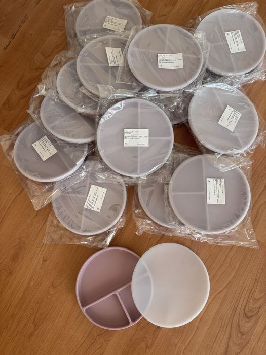 Farfurie compartimentata cu capac, silicon premium