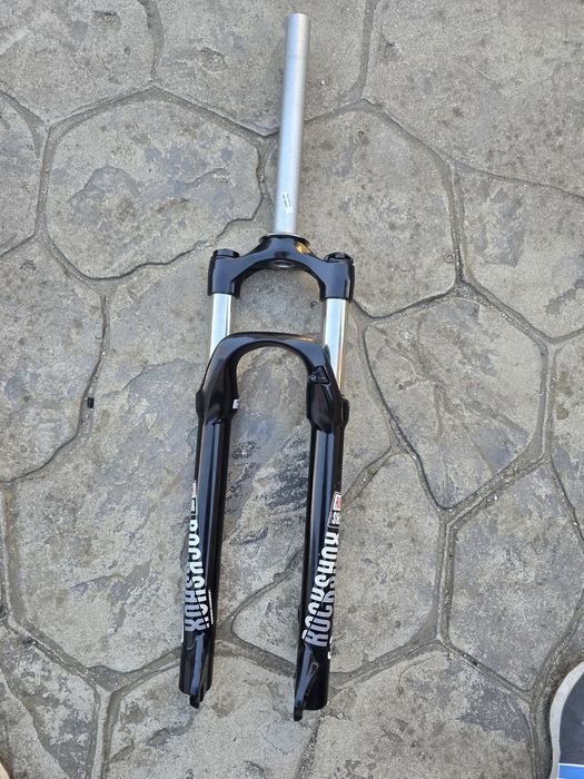 Furca bicicleta în stare foarte buna