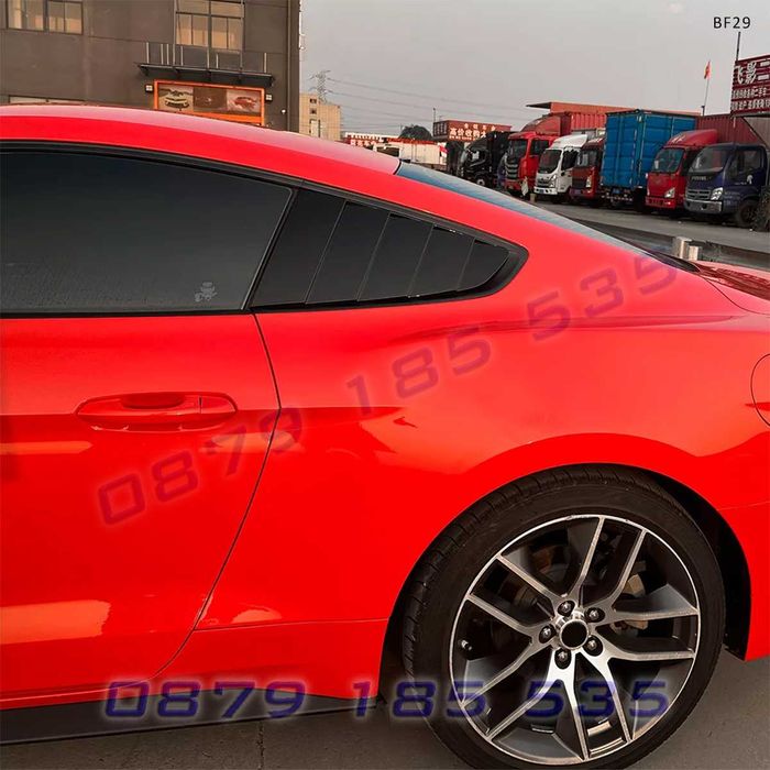 Тунинг решетки за задни странични стъкла за Ford Mustang 2015-2023, черни – BF29 жалузи хриле капаци задни малки прозорци форд мустанг