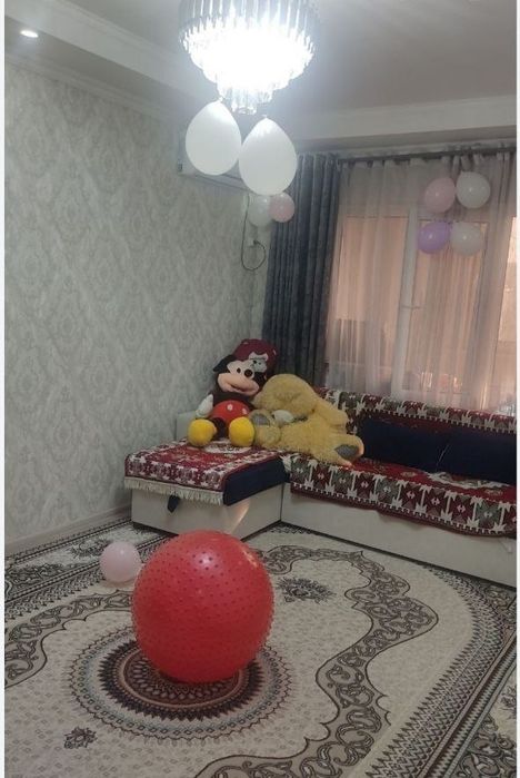 Продаётся 4/5/5 Юнусабад 5 кв-л