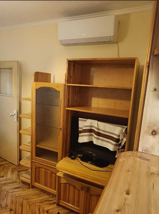 Отдава под наем обзаведена гарсониера в кв. Васил Левски