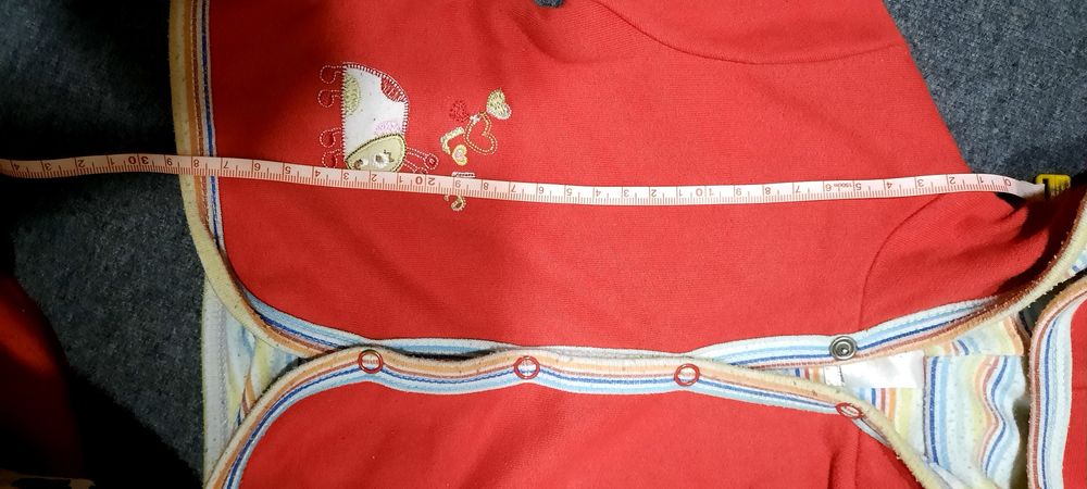 Комплект костюм фирма Carter's 6 мес ,подробные  замеры на фото