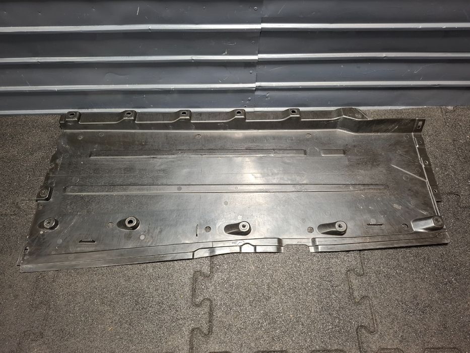 Scut caroserie stanga AUDI A4 III Avant 8ED, B7 2004 - 2008 TDI BKE, B