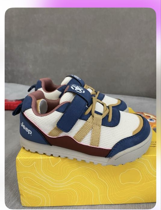 Детские новые кроссовки.