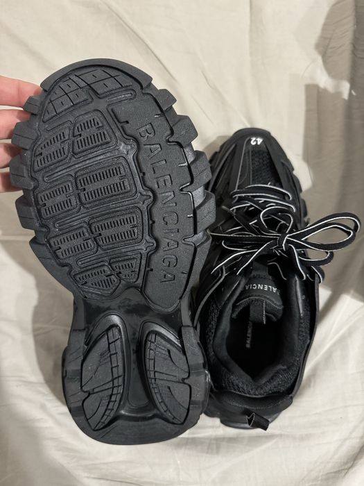 Balenciaga Track 42