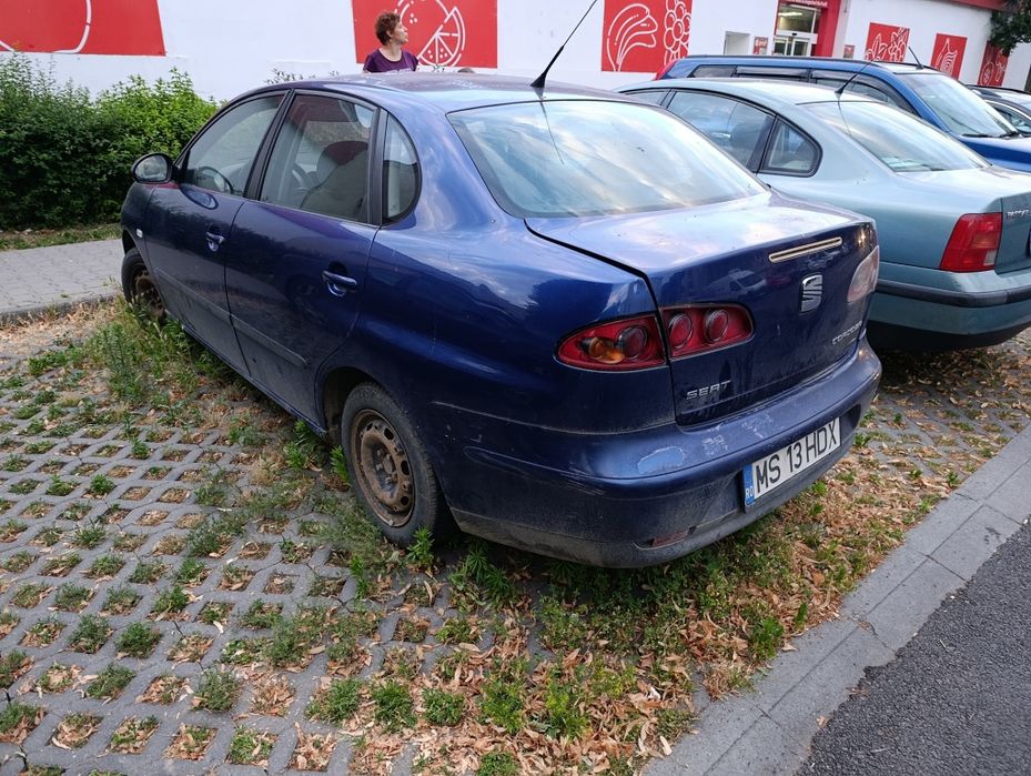 Vând Seat Cordoba