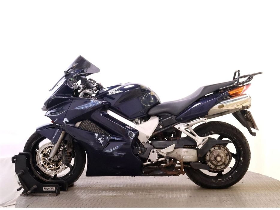 Honda VFR 800i 2003 на части!