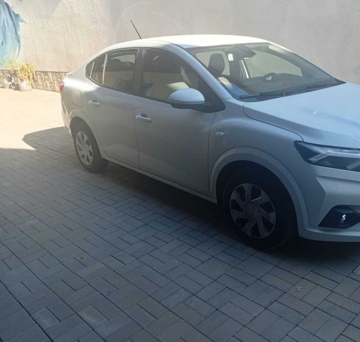 Vand Dacia Logan benzina+GPL, an de fabricatie 2023.