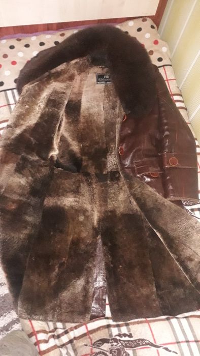 Продаю Дубленку 46