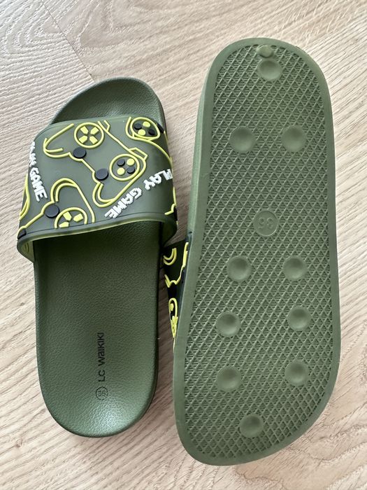 Сланцы 36 р. для мальчика