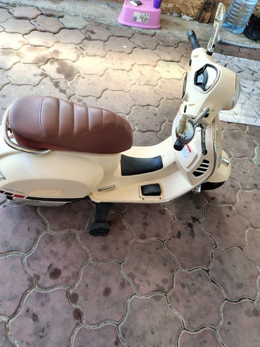 Trotineta electrica copii