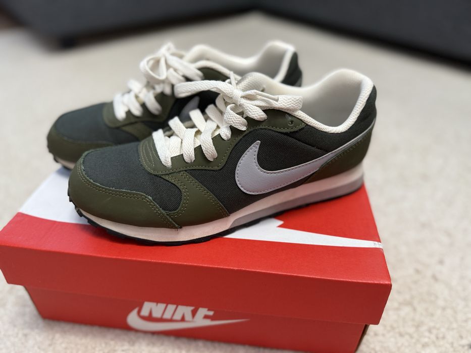 Pantof sport NIKE MD runner 2 sneakers/adidas  nr 36