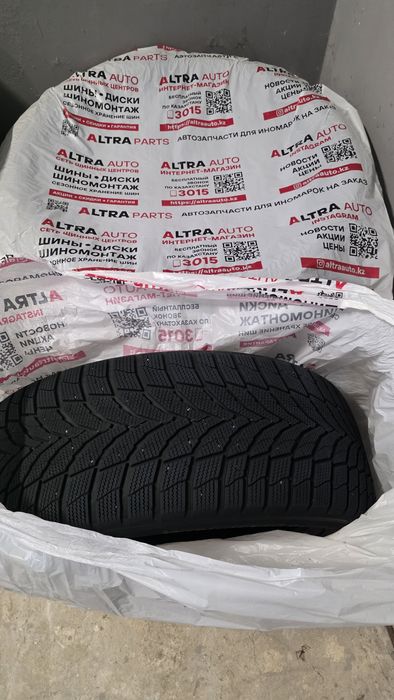 Автошины, 245/50/20 зимние шины