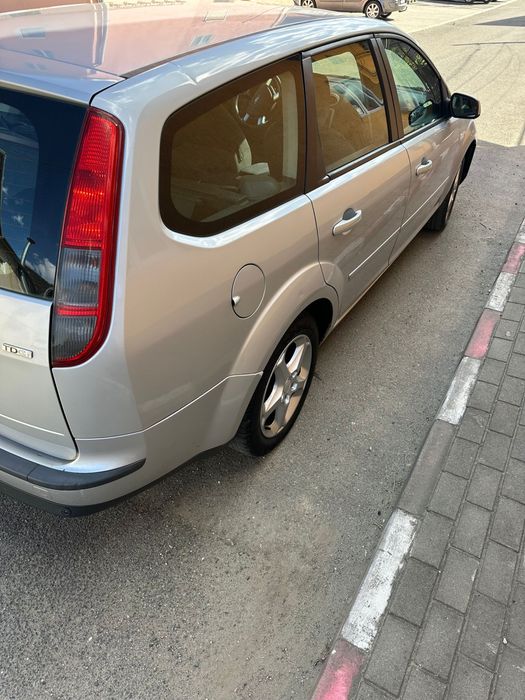 Vând Ford Focus 2008