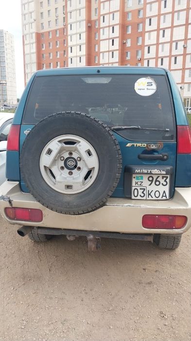 Продам Ниссам Мистраль
