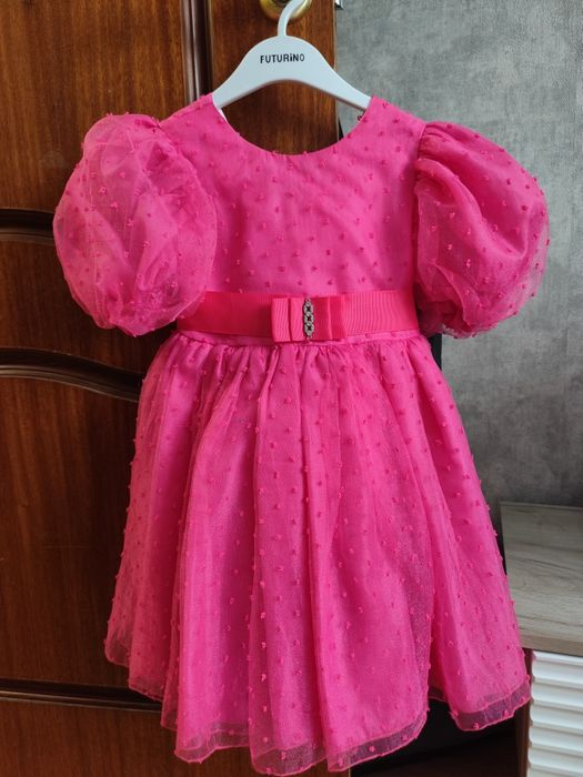 Продам платья на девочку