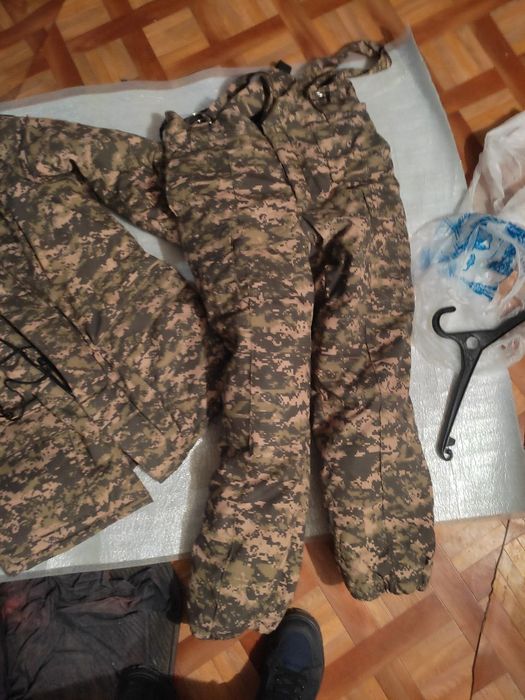Военная одежда, абсолютно новая.