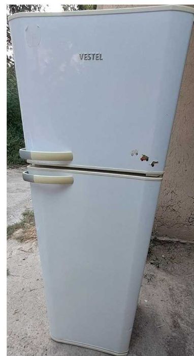 Продаю Нерабочий Холодильник